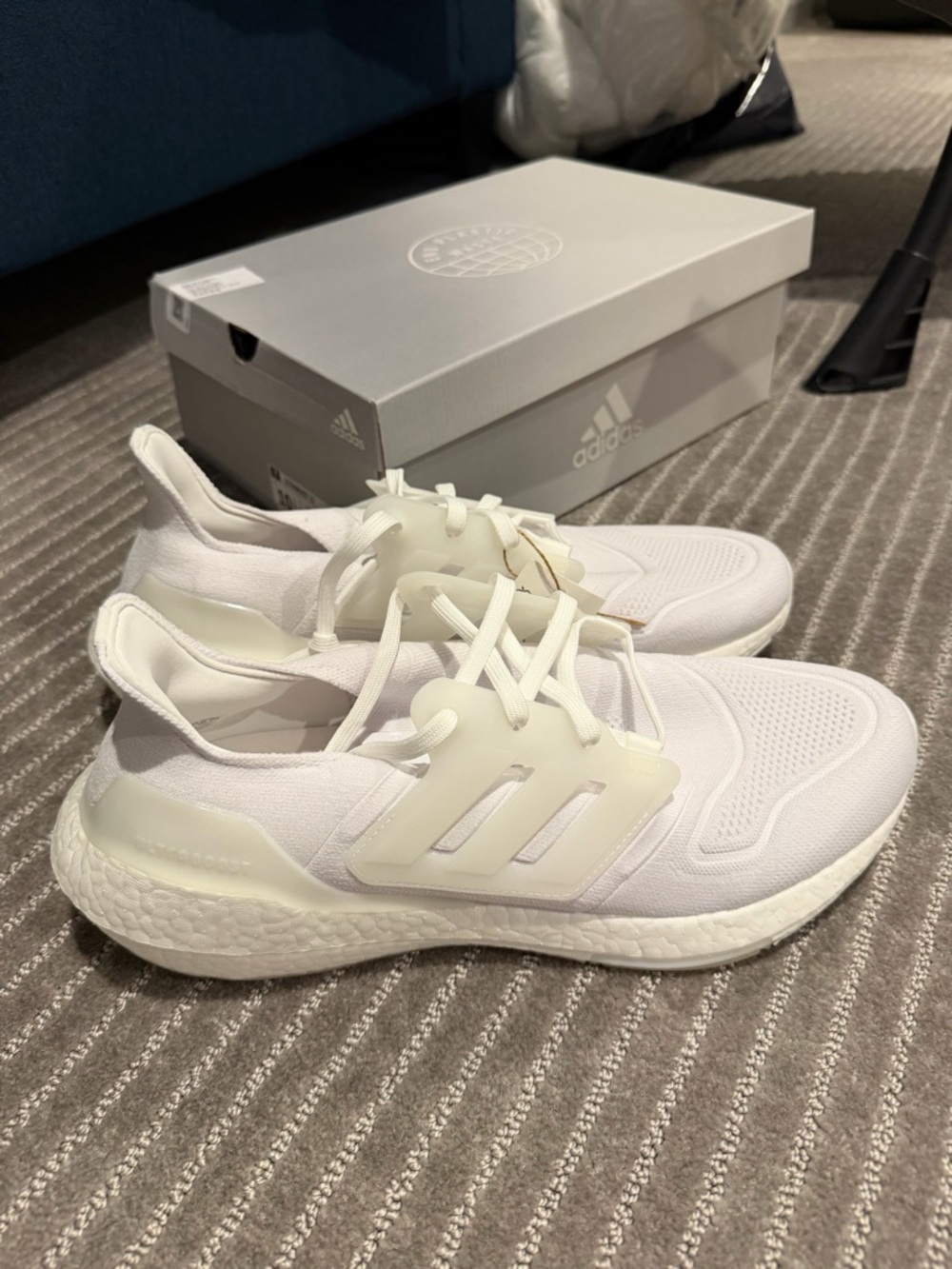 Adidas Ultraboost 22